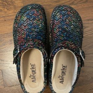 Alegria clogs size 37